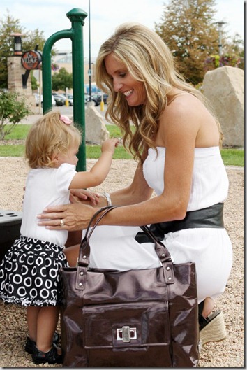 895587000235 C-CHOC_gobebe_0257