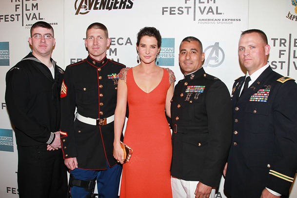 Cobie Smulders  with 1st Responders