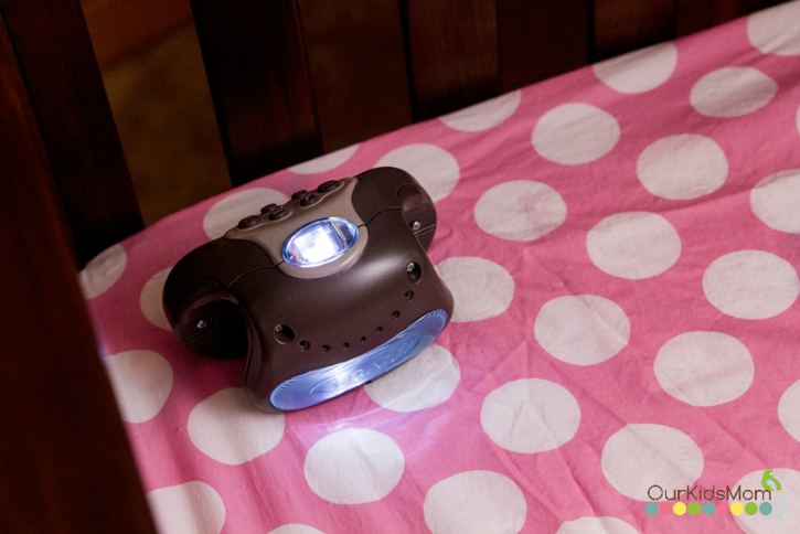 Lightup Soothing Machine by Graco