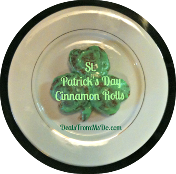 St.-Patricks-Day-Cinnamon-Rolls-Plated