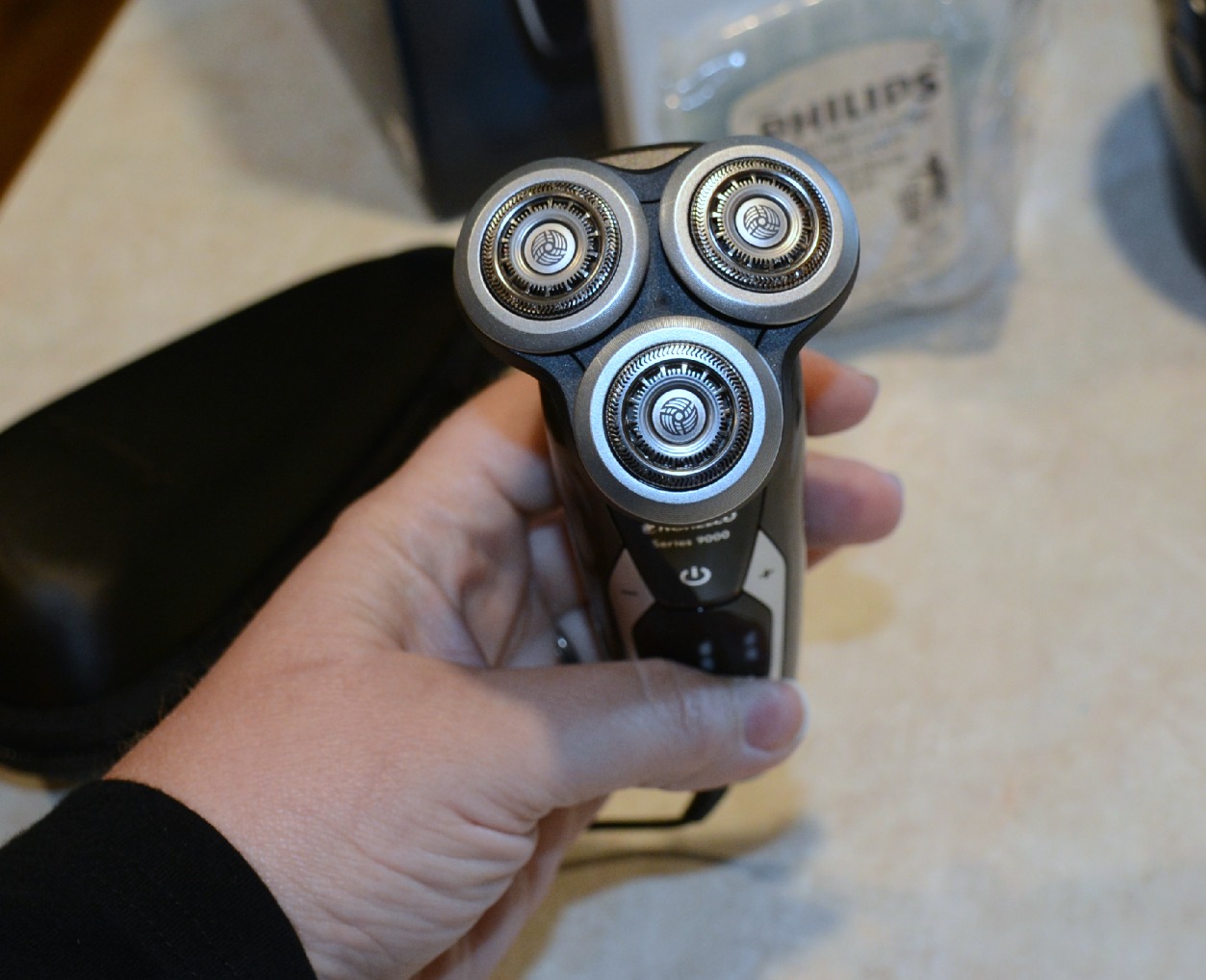 Philips Norelco Shaver 9700 Series 9000
