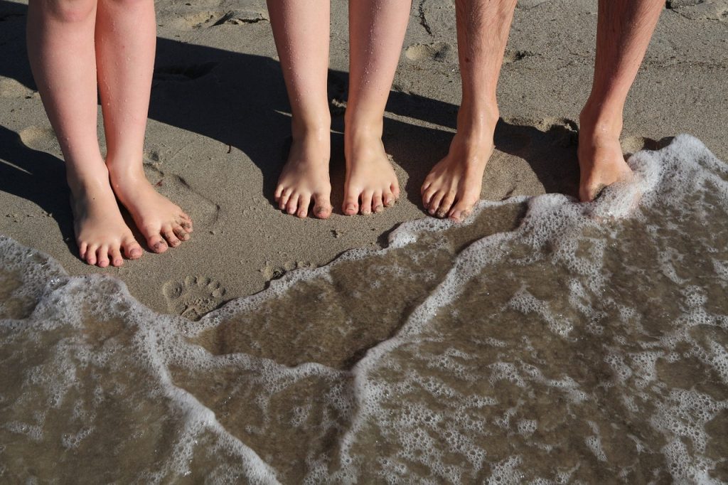 beach-910969_1280